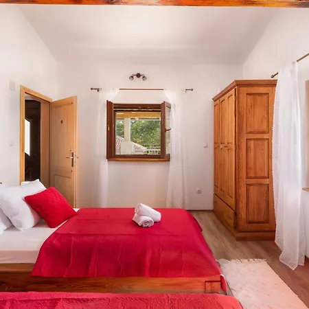 Casa vacanze Perva By Interhome Oklaj