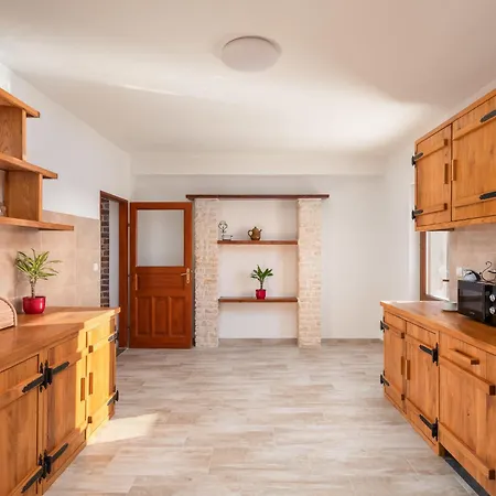 Perva By Interhome * Oklaj