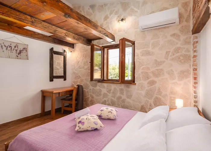 Perva By Interhome *